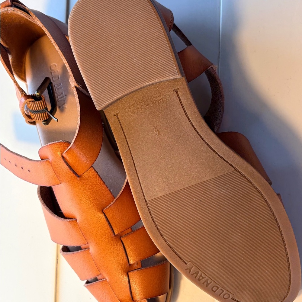 Old Navy Tan Leather Sandals - Picture 3 of 4